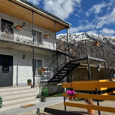 Hotel Elia Kazbegi מראה חיצוני תמונה