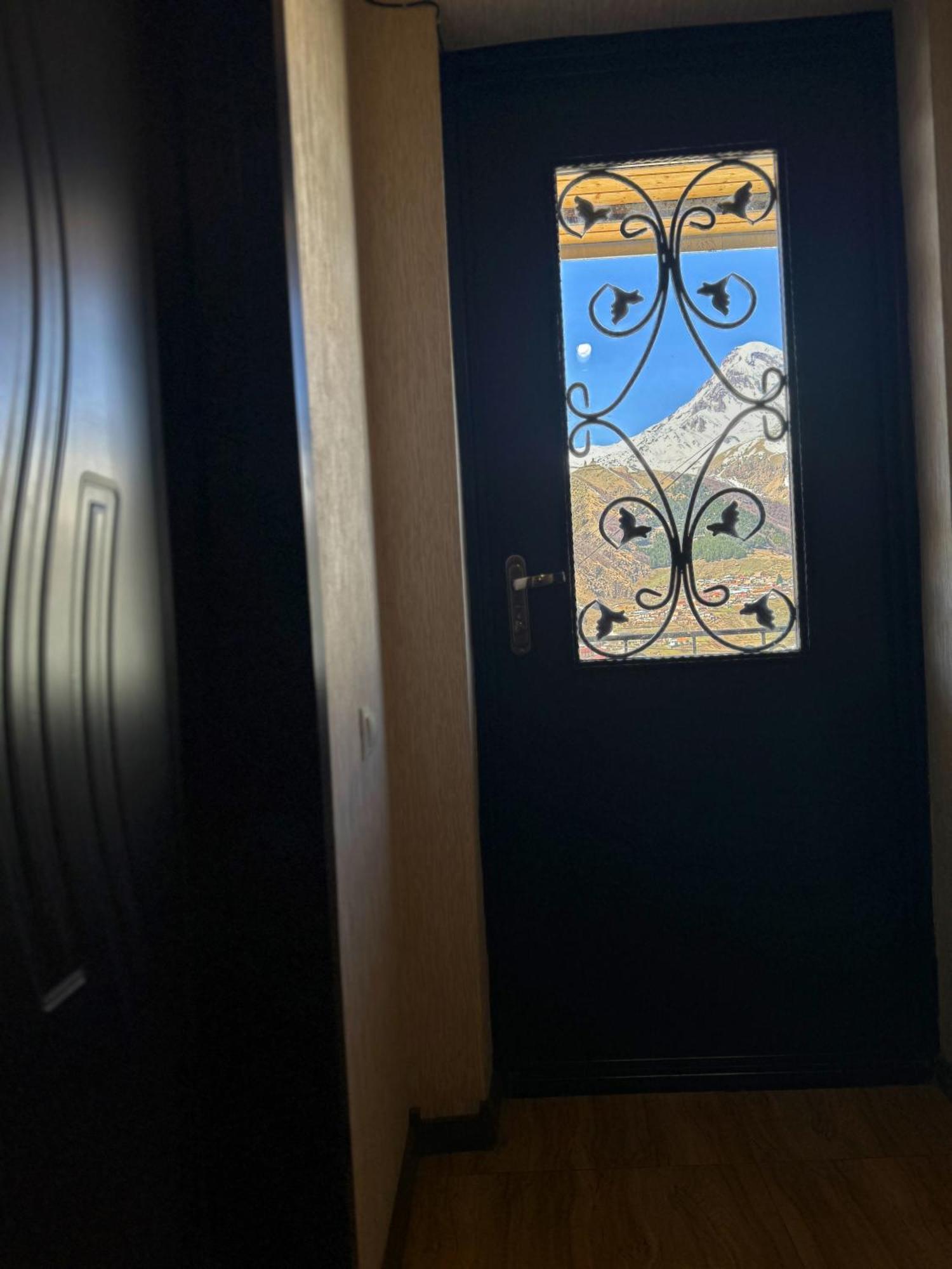 Hotel Elia Kazbegi מראה חיצוני תמונה