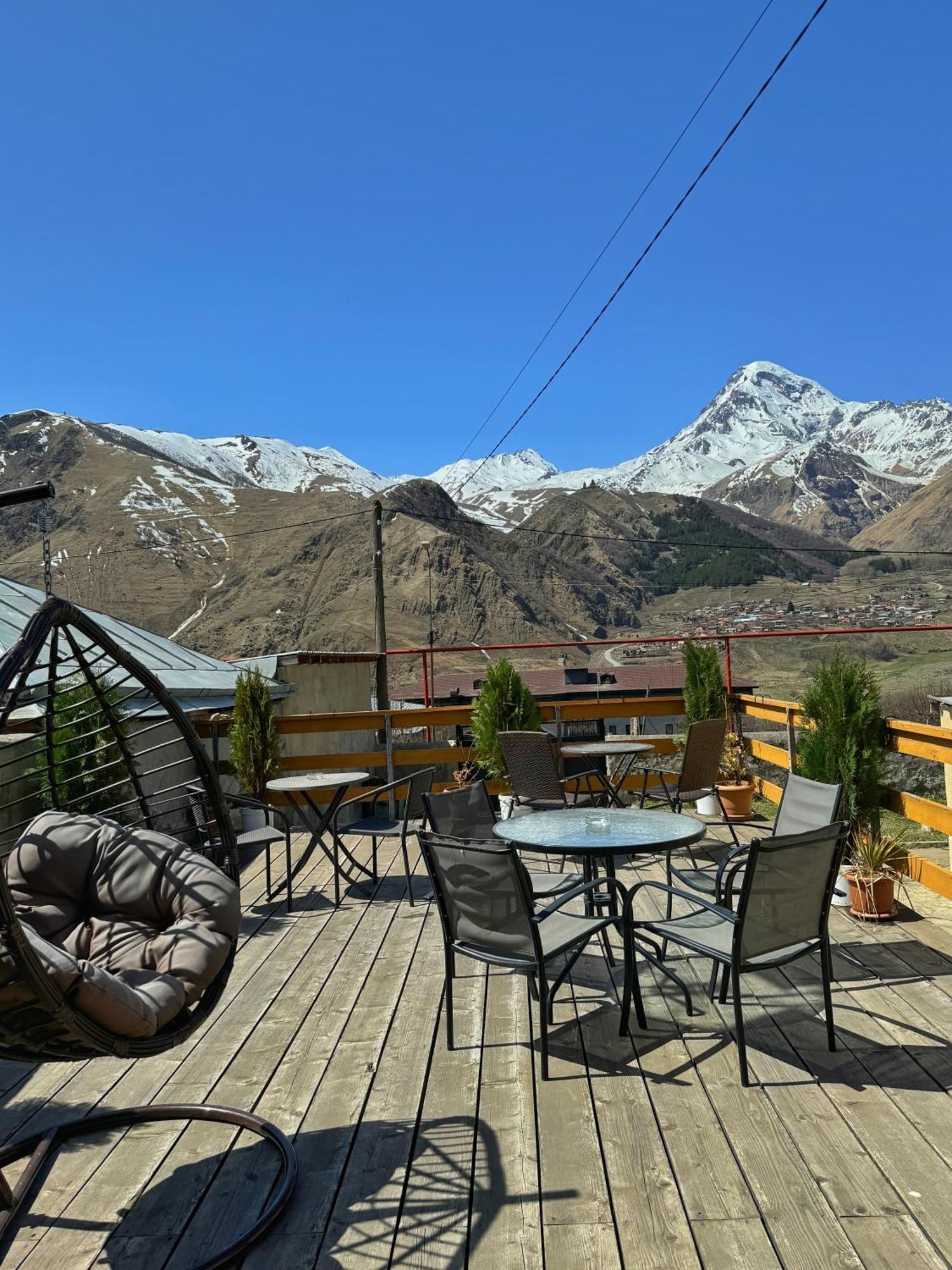 Hotel Elia Kazbegi מראה חיצוני תמונה