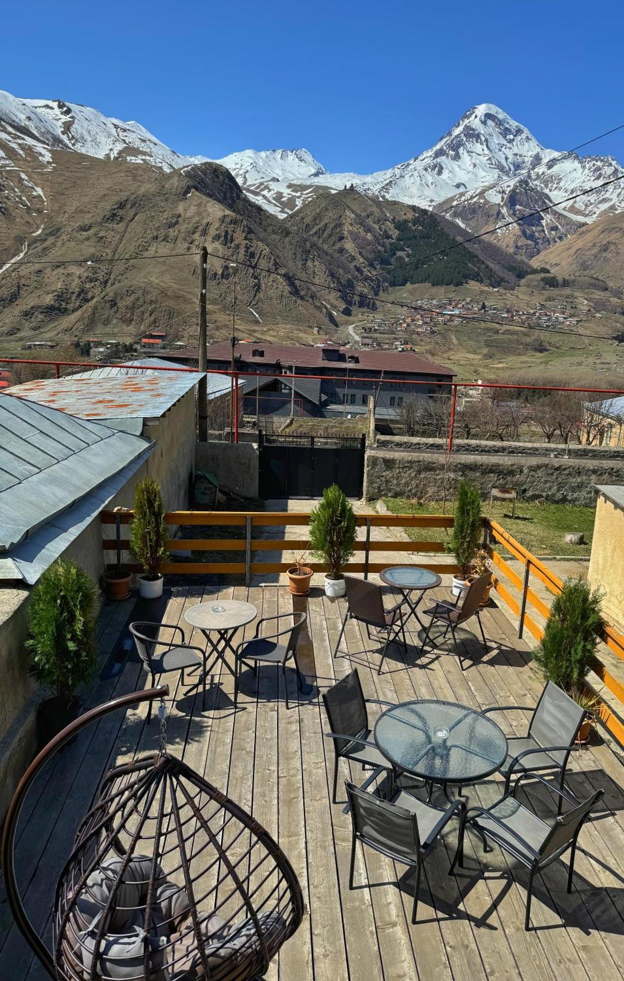 Hotel Elia Kazbegi מראה חיצוני תמונה